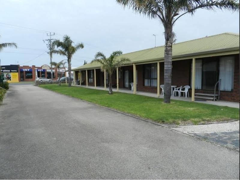 Lakes Jakaranda Holiday Units Lakes Entrance Exteriör bild